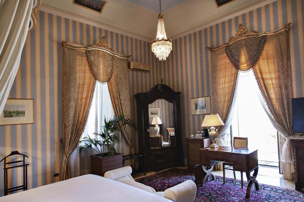 Palazzo Cherubini-Pools & Wellness Россано Экстерьер фото