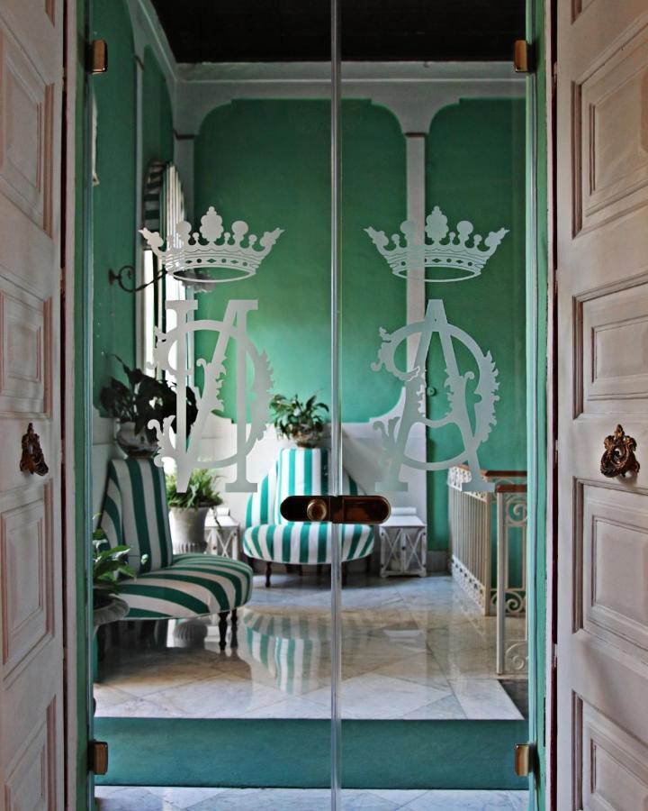 Palazzo Cherubini-Pools & Wellness Россано Экстерьер фото
