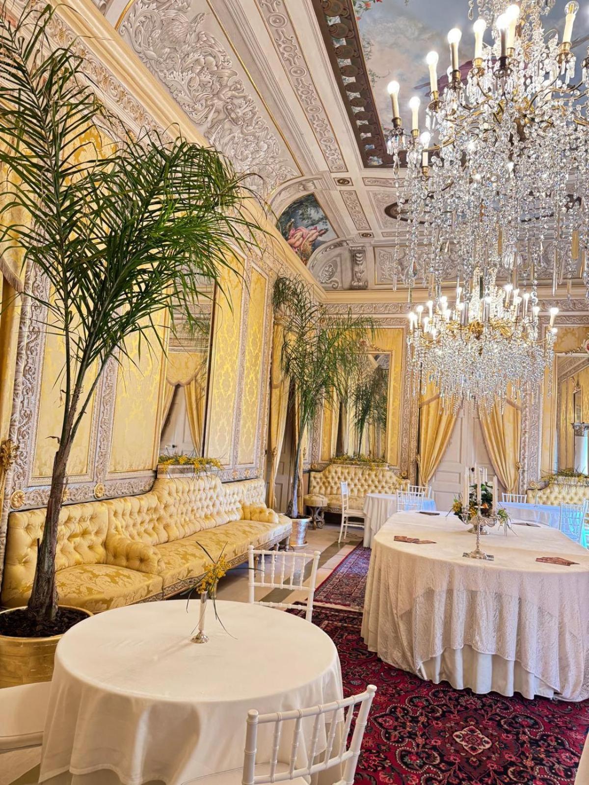 Palazzo Cherubini-Pools & Wellness Россано Экстерьер фото